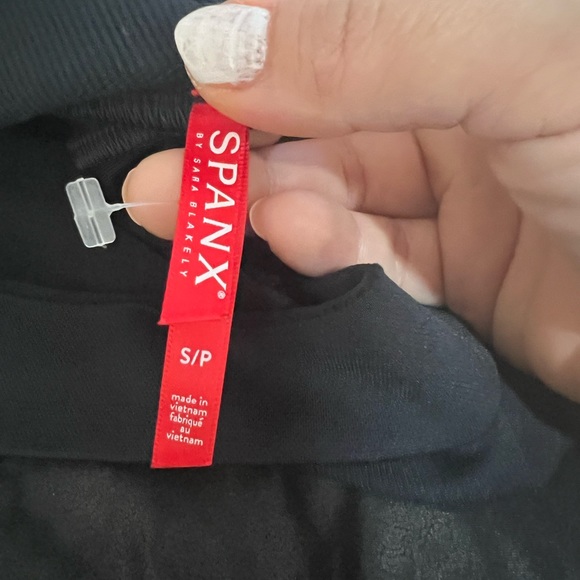 SPANX faux leather maternity legging size S - Picture 9 of 14